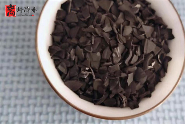 ����Һ��Óɫ�л���̿�đ����о�,��������̿,ľ�|(zh��)����̿�r��,ľ�|(zh��)����̿���a(ch��n),����̿�V��,����̿